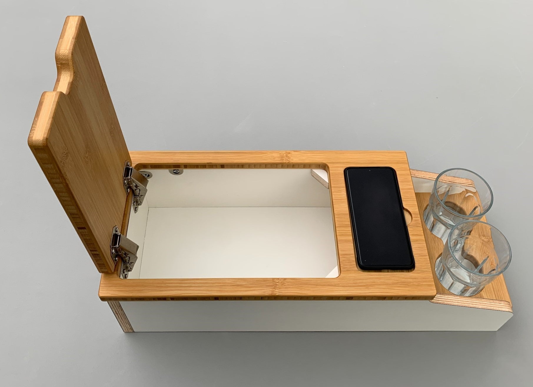 Mittelkonsole mit Staufach & Getränkehalter für VW T5 T6 Multivan